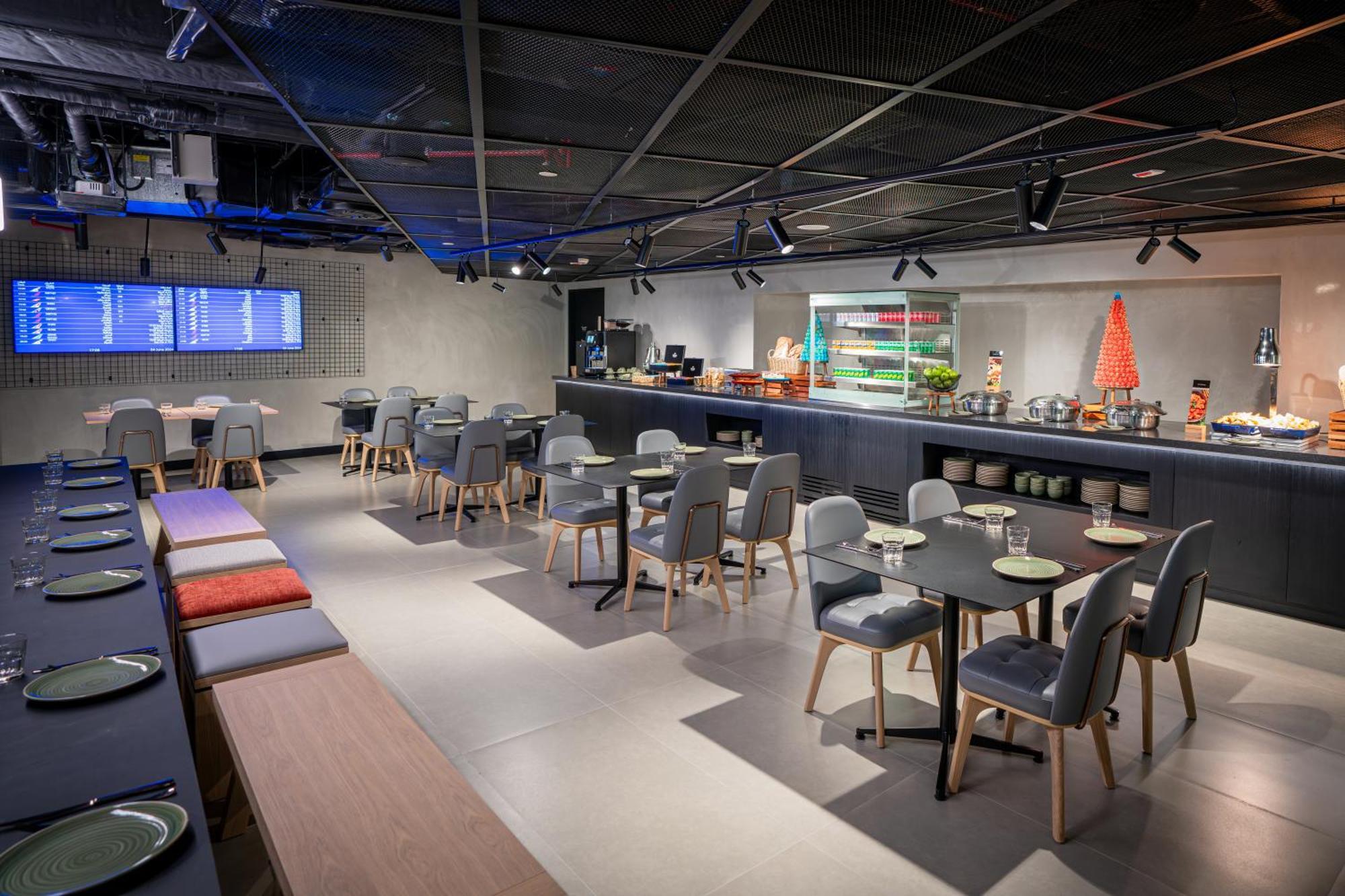 Auhotel -zayed International Airport-located In Transit Area -onwards Boarding Pass Required Hotel Abu Dhabi